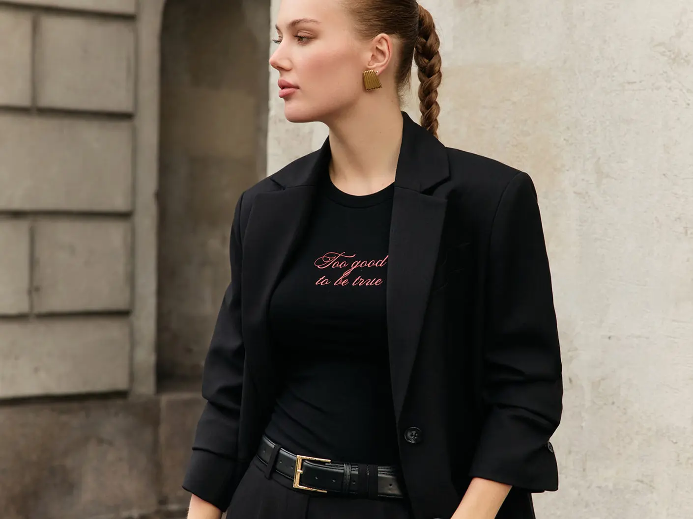 Statement Jackets for a Fashionable Winter